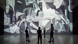 Μαδρίτη: Οι άνθρωποι μπορούν επιτέλους να φωτογραφίσουν τον διάσημο πίνακα «Γκουέρνικα» του Πικάσο