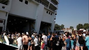 5,6 εκατ επιβάτες διακινήθηκαν τη θερινή περίοδο από Πειραιά - Ραφήνα - Λαύριο