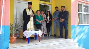 Στον αγιασμό του Παιδικού Σταθμού Ασημίου o Μιχάλης Κοκολάκης
