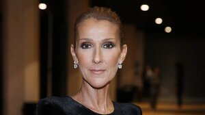 Celine Dion: «Αν δεν μπορώ να περπατήσω, θα μπουσουλήσω»