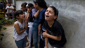 Σχεδόν 1,8 εκατομμύρια παιδιά έχουν εκτοπιστεί από τις εχθροπραξίες