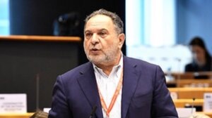 Ο Πρόεδρος της ΠΕΔ Κρήτης Γιάννης Κουράκης για το νέο έτος