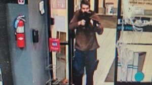 ΗΠΑ: Ασύλληπτος παραμένει ο μακελάρης του Μέιν - Ανθρωποκυνηγητό για τον εντοπισμό του