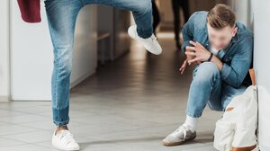 Ξυλοδαρμός 15χρονου: συγκλονισμένοι ο 16χρονος και η οικογένεια του μετά το κροσέ στο σχολείο