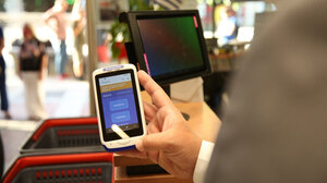 Ψηφιακή κάρτα εργασίας: Πότε θα εφαρμοστεί σε λιανεμπόριο, εστίαση, βιομηχανία και τουρισμό