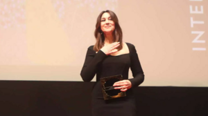 Η συγκίνηση της Μόνικα Μπελούτσι και το "ευχαριστώ" στα ελληνικά