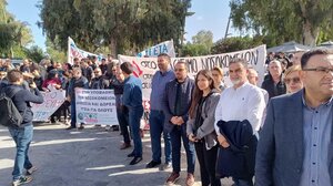 Στο συλλαλητήριο για την Υγεία η Ελένη Βατσινά