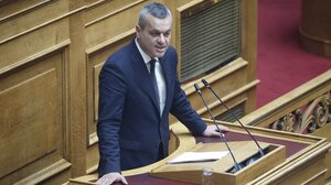 Μαμουλάκης: Διαθέτουν ή όχι πιστοποιητικά ασφαλείας 14 αεροδρόμια της χώρας; 