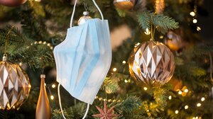 Covid: Τι γνωρίζουμε για την νέα υποπαραλλαγή - Τι να προσέχουμε στο εορταστικό τραπέζι