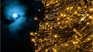  Η τελευταία πανσέληνος του 2023 πάνω από το Χριστουγεννιάτικο Ναύπλιο 