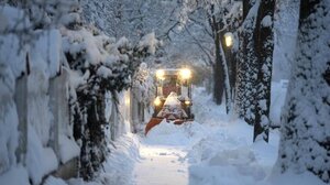 Σε ύψος ρεκόρ το χιόνι στο Μόναχο – Παρέλυσαν οι συγκοινωνίες - «Μείνετε σπίτι!» 