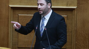 Νέα παρέμβαση Ανδρουλάκη στον Πρωθυπουργό για το οξύ στεγαστικό πρόβλημα