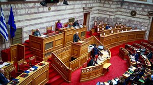 Ολοκληρώθηκε στην Ολομέλεια η συζήτηση του νομοσχεδίου για τα κόκκινα δάνεια