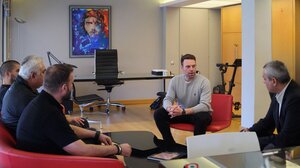 Με τους οδηγούς ταξί συναντήθηκαν Κασσελάκης - Μαμουλάκης