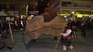 Το έθιμο της Καμήλας και ο Γάμος της Μανιώς στη Γαλάτιστα