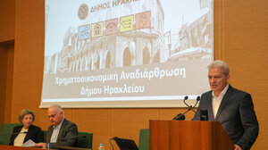 Η ξεροκέφαλη πραγματικότητα, οι «μπαλοθιές» Καλοκαιρινού και τα ξενύχτια για να βγει ο προϋπολογισμός!