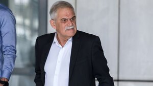 Μάτι: Την άσκηση δίωξης σε βάρος του πρώην υπουργού Νίκου Τόσκα ζήτησε συνήγορος πολυεγκαυματία