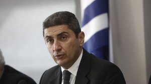 Αυγενάκης: Να διαφυλάξουμε τις θυσίες των Ελλήνων και πάνω τους να οικοδομήσουμε τη νέα σύγχρονη Ελλάδα