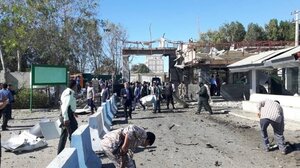 Τρεις νεκροί σε "τρομοκρατική επίθεση" στο Ιράν