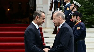 Ελληνοτουρκικά: Προετοιμάζεται η επίσκεψη Μητσοτάκη στην Άγκυρα