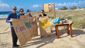 Mεγάλη η συμμετοχή στον εθελοντικό καθαρισμό στην Παχιά Άμμο