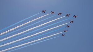 Τα Red Arrows της Βρετανικής Royal Air Force στα Χανιά