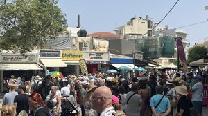 Πλημμύρισε τουρίστες το Ηράκλειο!