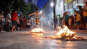 Χίος: Το έθιμο του Άη Γιάννη Φανιστή στο μεσαιωνικό χωριό της Καλαμωτής