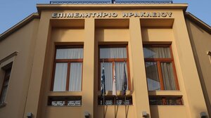 Ο υποψήφιος, τα ... κιάλια και η συγκέντρωση!