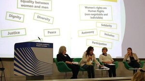 Στην πανηγυρική τελετή της Association Femmes d'Europe η Μαίρη Παχιαδάκη