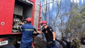 Πολύ υψηλός κίνδυνος πυρκαγιάς ανήμερα της Παναγίας - Δείτε σε ποιες περιοχές