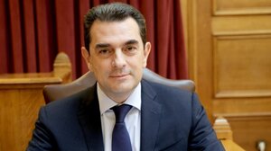 Σκρέκας: Ο πληθωρισμός αποκλιμακώνεται, τα μέτρα αποδίδουν