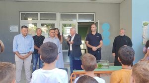 Αγιασμός στο θερινό σχολείο του Δήμου Ηρακλείου για παιδιά που οι γονείς τους υπηρετούν στο Στρατό και τα Σώματα Ασφαλείας