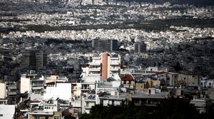 Ακίνητα: Σε αδιέξοδο χιλιάδες ιδιοκτήτες σε εντός και εκτός σχεδίου περιοχές