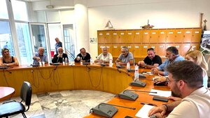 Έργα και παρεμβάσεις του Δήμου Μαλεβιζίου στα Καλέσα στο επίκεντρο συνάντησης εργασίας