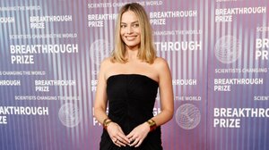 Μάργκοτ Ρόμπι: Είναι έγκυος η ηθοποιός;