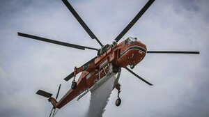Φωτιά στον Όλυμπο, κινητοποιήθηκαν δύο ελικόπτερα
