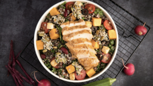 Χάσατε το καπάκι στο τάπερ; Δείτε πώς αλλιώς να το χρησιμοποιήσετε