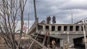 Ρωσική αεροπορική επίθεση προκάλεσε ζημιά σε κρίσιμης σημασίας υποδομή στην ουκρανική περιφέρεια Σούμι