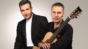 Μπάσης & Ανδρουλιδάκης: «Γυμνά Τραγούδια» στο Δημοτικό Θέατρο Αποστόλων