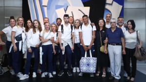 Επέστρεψε η ελληνική αποστολή από το Παρίσι