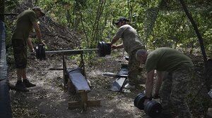 Πόλεμος στην Ουκρανία: Ρωσικοί βομβαρδισμοί κοντά στο φραγμα Νόβα Καχόβκα