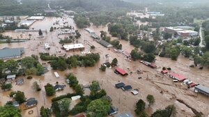 Ο κυκλώνας Ελέν στοίχισε τη ζωή σε τουλάχιστον 91 ανθρώπους στις ΗΠΑ