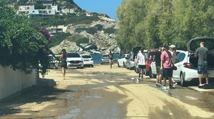 Συνεχίζονται οι εργασίες αποκατάστασης των ζημιών της κακοκαιρίας σε Παλαιόκαστρο και Λυγαριά - Φωτογραφίες