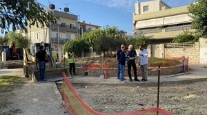 Δυο παιδικές χαρές με όργανα και για παιδιά με αναπηρία, στον Κατσαμπά