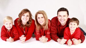 Τα τρία επιδόματα που αυξάνονται μετά τη ΔΕΘ: Τι κερδίζουν οι τρίτεκνοι