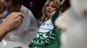 Εκλογές ΠΑΣΟΚ: Από το Μεγανήσι το πρώτο αποτέλεσμα