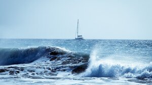 Πρέβεζα: Σκάφος με 11 επιβαίνοντες προσάραξε σε βραχώδη ακτή στην Καστροσυκιά 