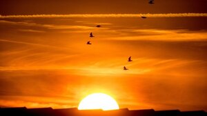 Σε ιστορικά υψηλά επίπεδα και τον Απρίλιο η παγκόσμια θερμοκρασία