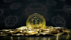 Έσπασε το φράγμα των 95.000 δολαρίων το Bitcoin